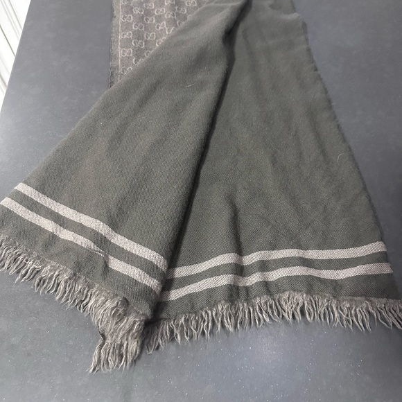 Gucci Cashmere GG Monogram Scarf Authentic - Picture 3 of 5